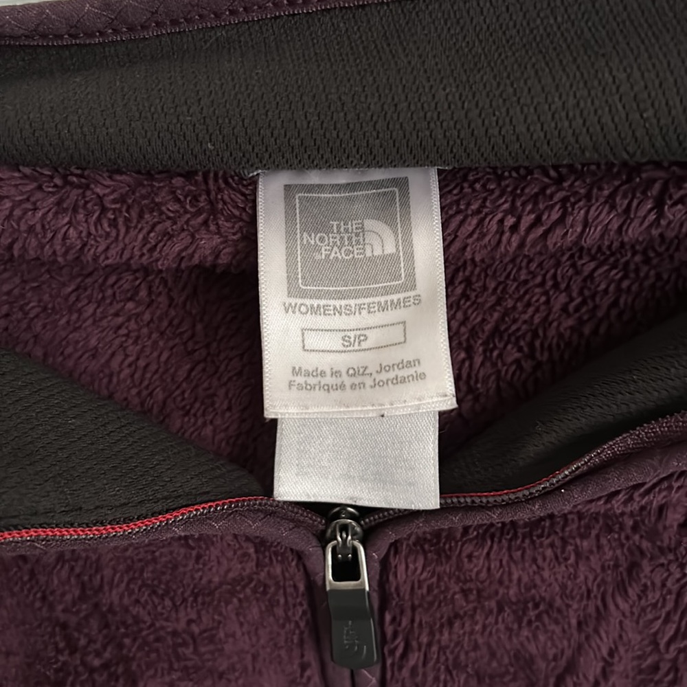 North Face pullover - Picture 3 of 4